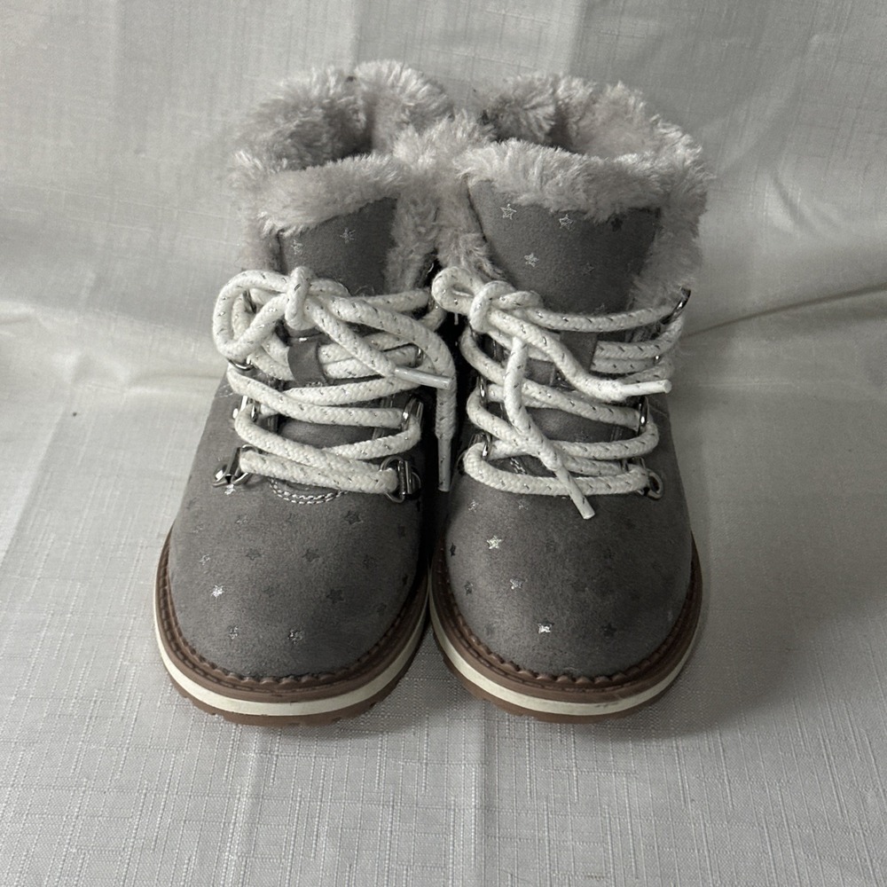 Cat And Jack Lace up/ side‎ zip faux fur lined boots toddler girl 8 Grey stars